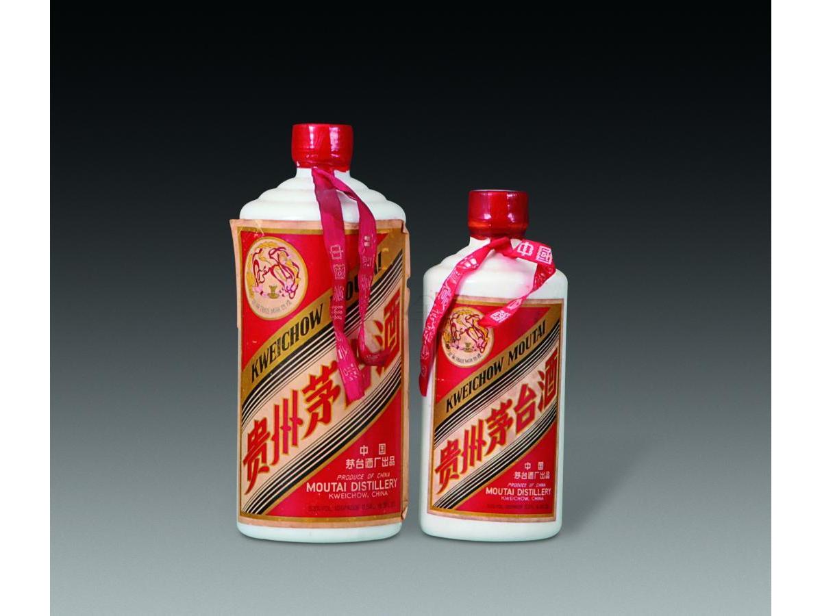 1979年飞天牌茅台酒两瓶
